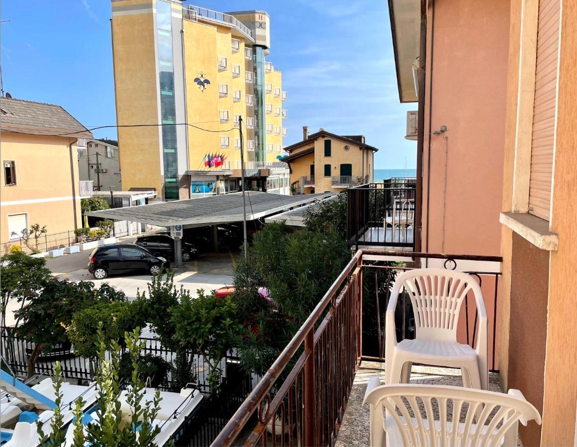 Appartamento Palma Carraro Immobiliare Jesolo - Family Apartments Exterior photo